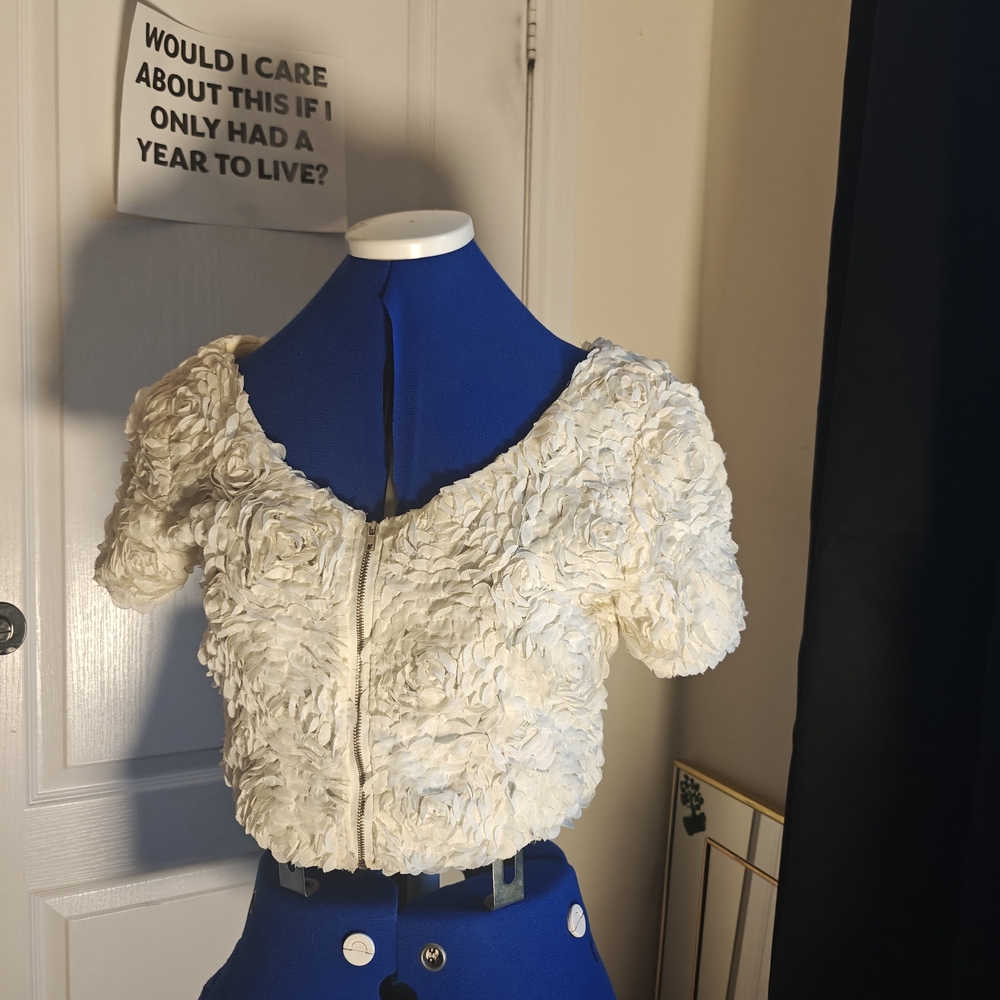 Elegant White Floral Women's Top